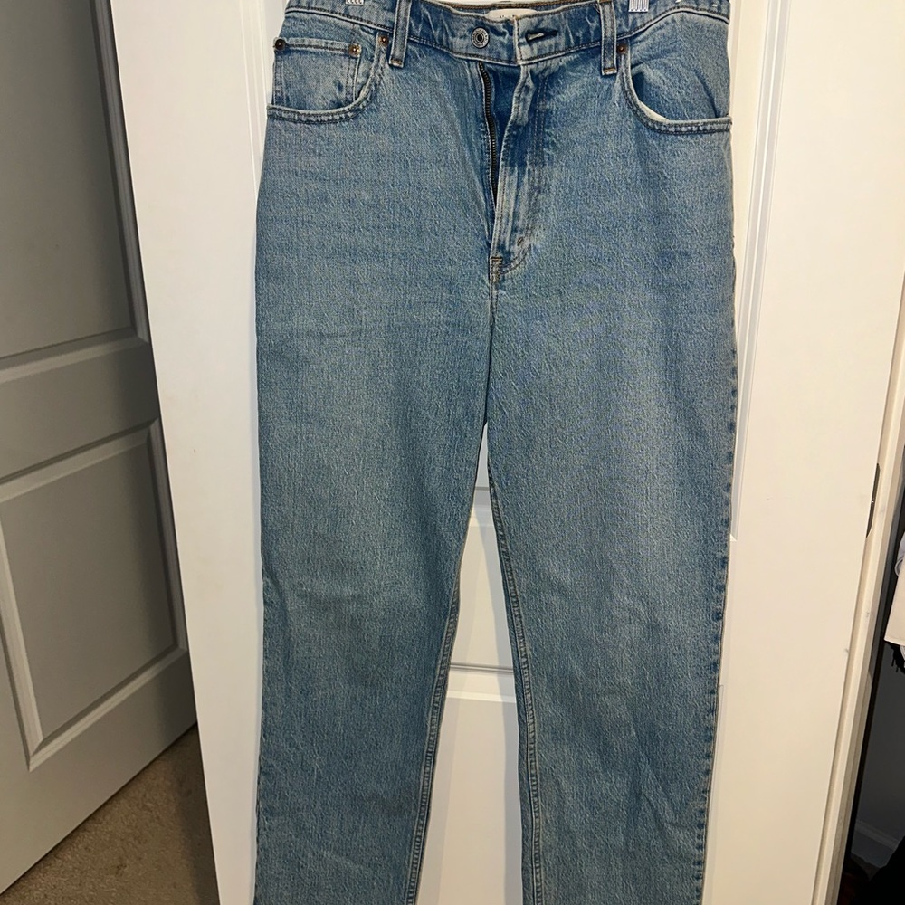 NWT Abercrombie & Fitch - The ‘90s straight ultra high rise jeans - size 30